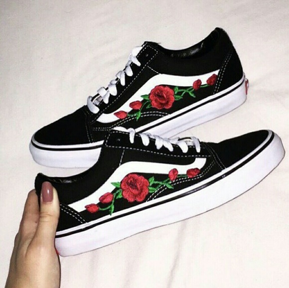 black vans shoes with roses